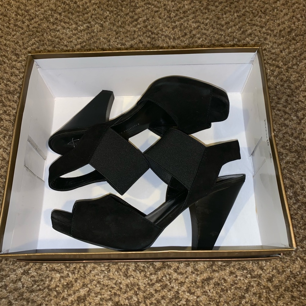 Platform sandals - Picture 2 of 3